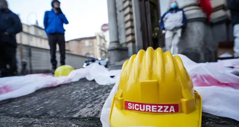 Sicurezza sul lavoro, mercoledì presidio di protesta a Trento: «Non c’è tempo da perdere, adesso più controlli»
