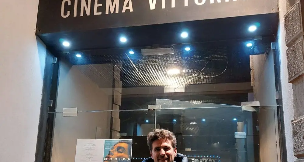 Andrea Pallaoro, ritorno “a casa”: emozione e applausi per «Monica» al Vittoria