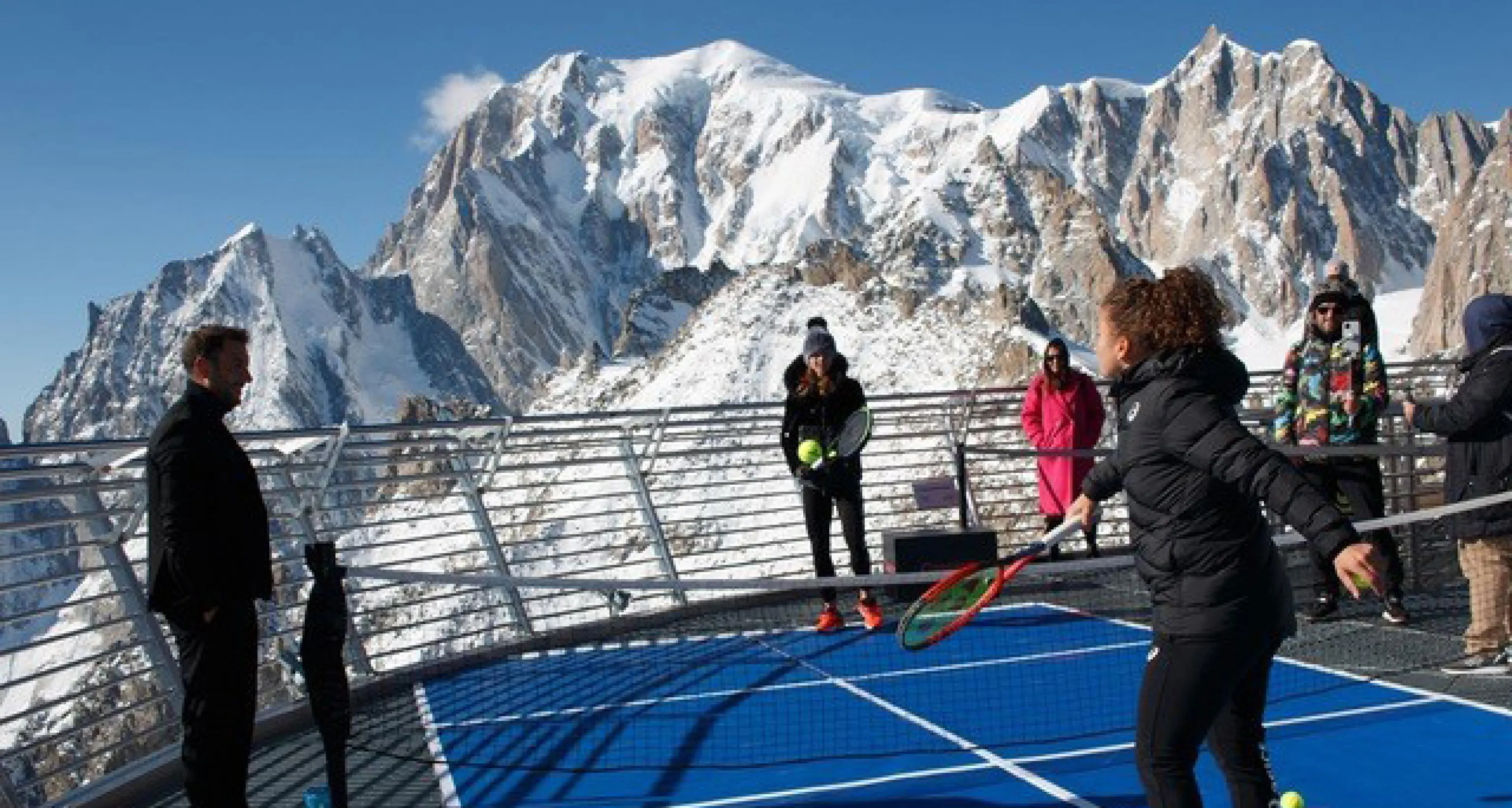 Tennis: il palleggio più alto del mondo è sul Monte Bianco
