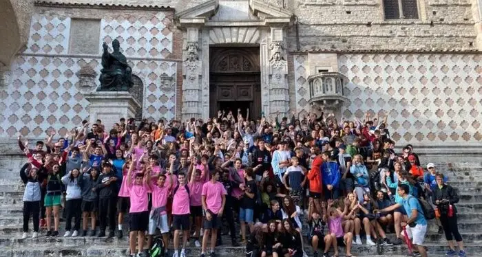 Pellegrinaggio: 230 giovani partiranno a piedi sulle vie della pace, da Arezzo a La Verna