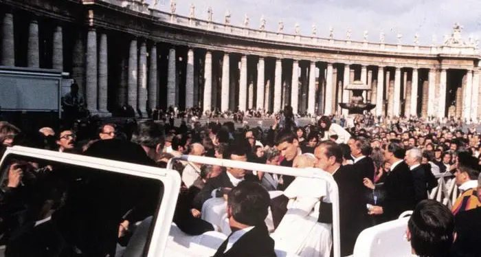 Papa Wojtyla, 40 anni fa l’attentato in Piazza San Pietro