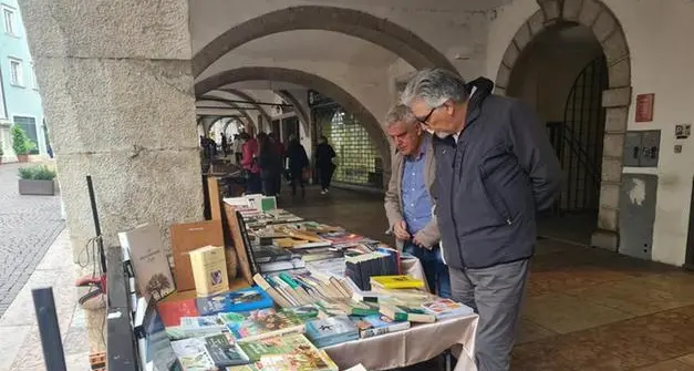 Giornate del riuso in via del Suffragio: sabato 29 arrivano libri ed oggetti da collezione