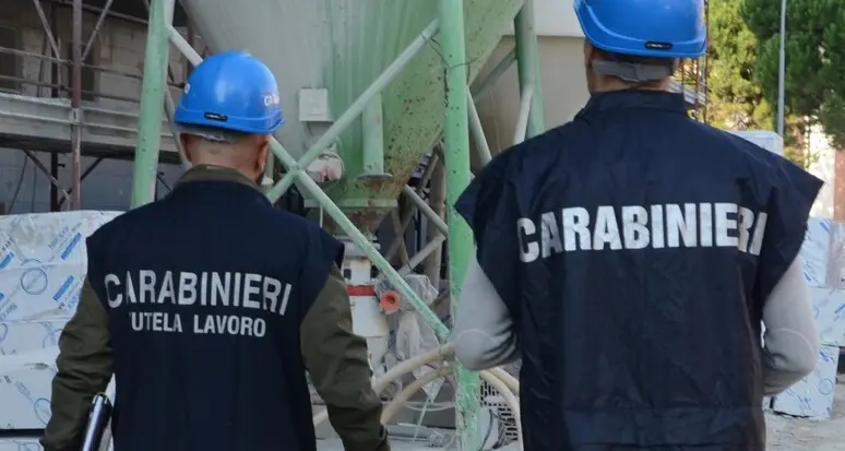 Controlli nei cantieri, in Vallagarina multe per 8 mila euro