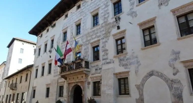 Uccisione dell’orso M90, giornalista Rai di Roma boicotta Trento e si rifiuta di mandare in onda un servizio: «Provincia guidata da un assassino»