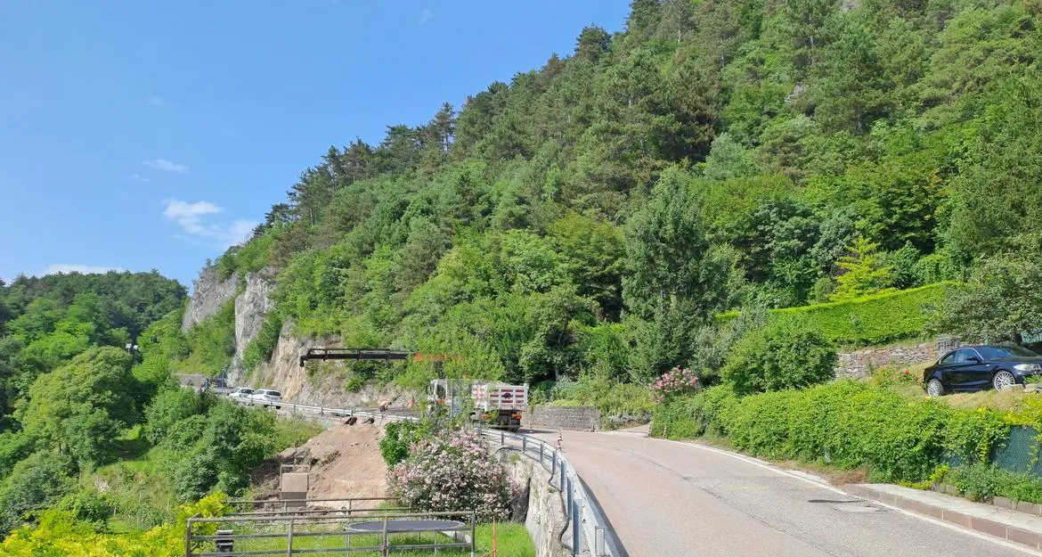 Cantiere sulla provinciale fra Martignano e Montevaccino: divieti di transito martedì 23 luglio