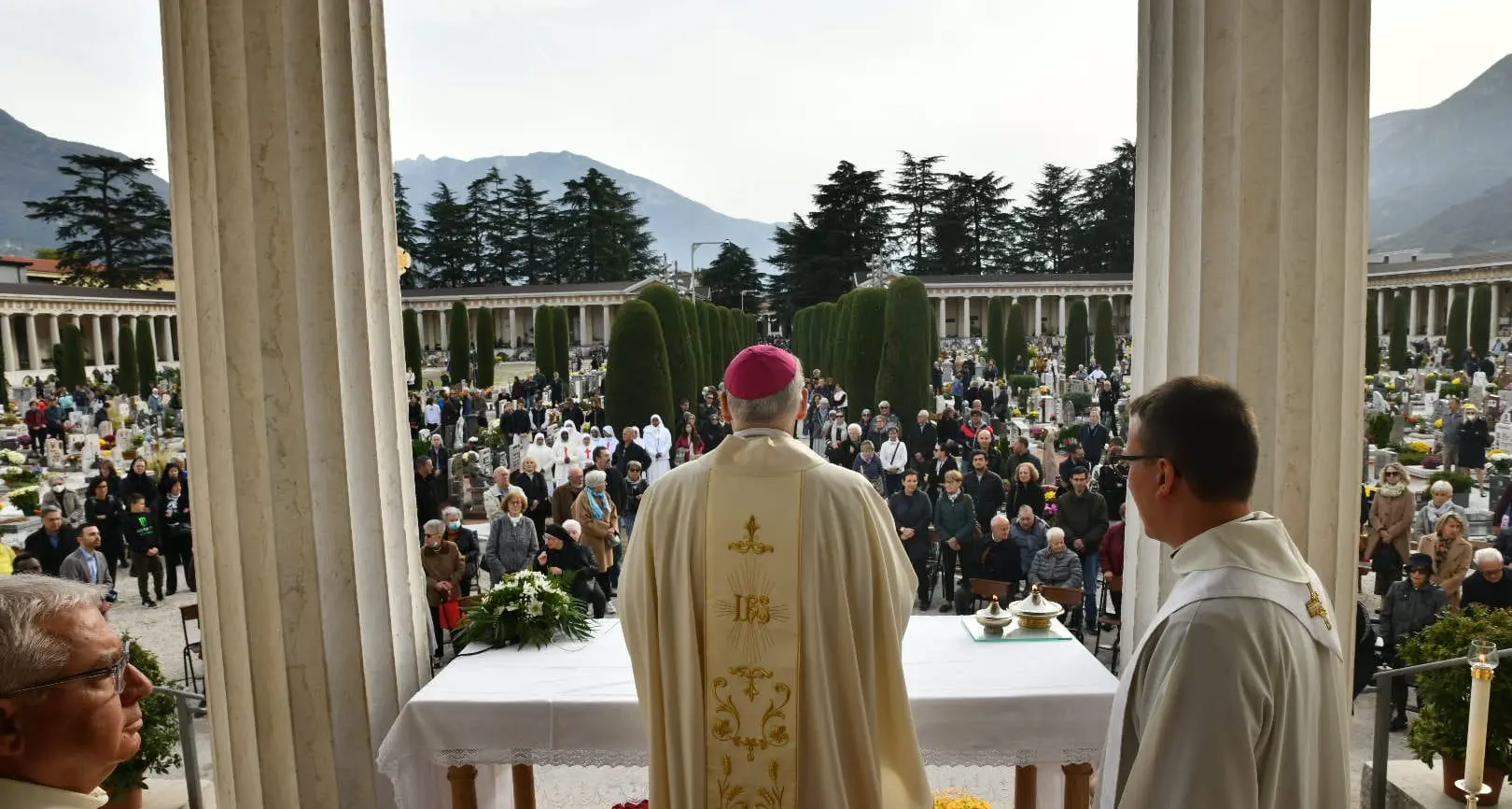 Tisi: «Viviamo un tempo tragico, la forza per vivere viene dagli altri»