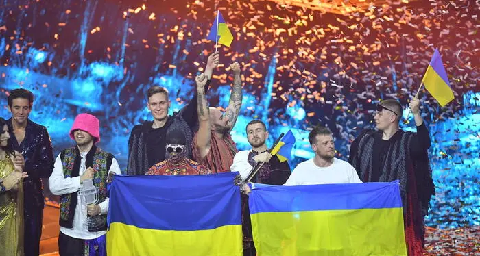 L’Ucraina vince l’Eurovision. Zelensky: «La prossima edizione si farà a Mariupol»