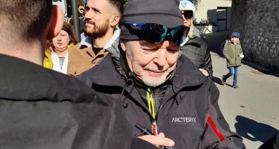 Vasco Rossi, l’assalto dei fans sul lago di Garda