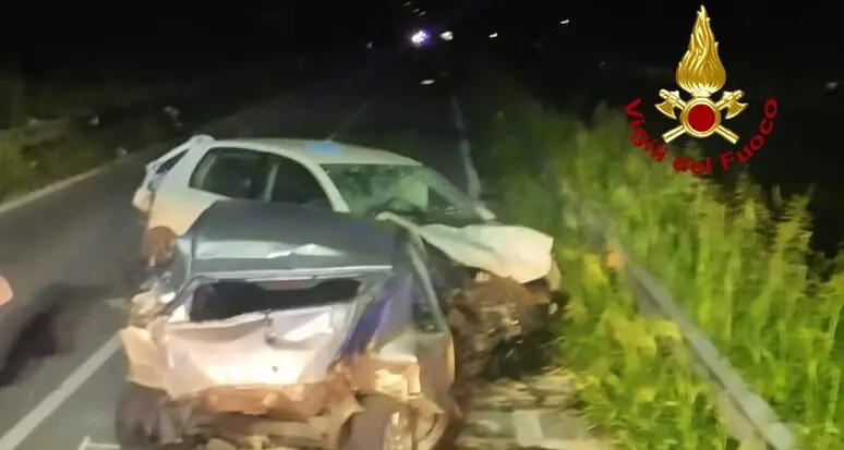 Scontro fra 4 auto nel Vicentino: morta ragazza di 20 anni