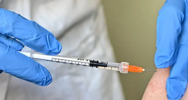 Covid, allarme contagi di Natale in Trentino: open day per la vaccinazione il 29 dicembre