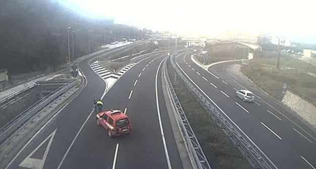 Trento, la strada del Bus de Vela chiusa per una frana