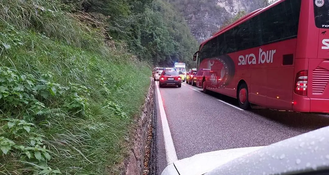 Incidente in galleria, viabilità paralizzata a Trento
