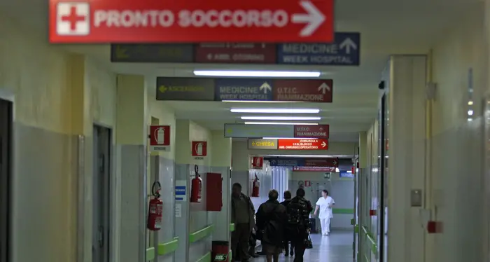 Disinfettante finisce nell’acqua benedetta del battesimo, bimba di 8 mesi all’ospedale