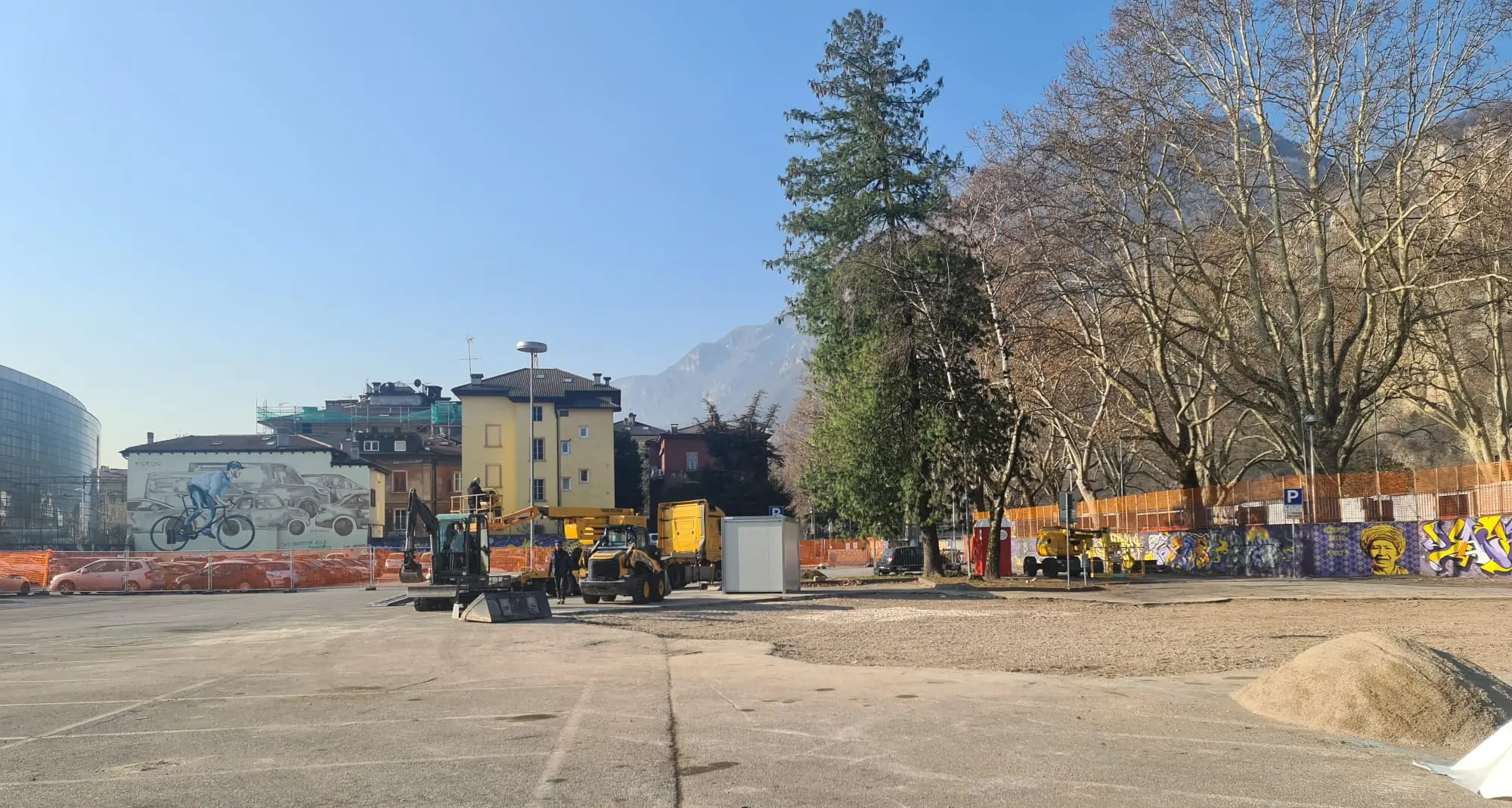 Trento, completati a tempo di record i lavori di bonifica nel parcheggio ex Sit: la riapertura a breve