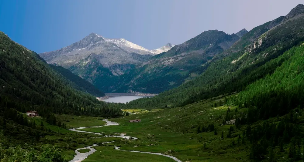 Escursioniste disperse: ricerca (a lieto fine) con i visori notturni in val di Fumo