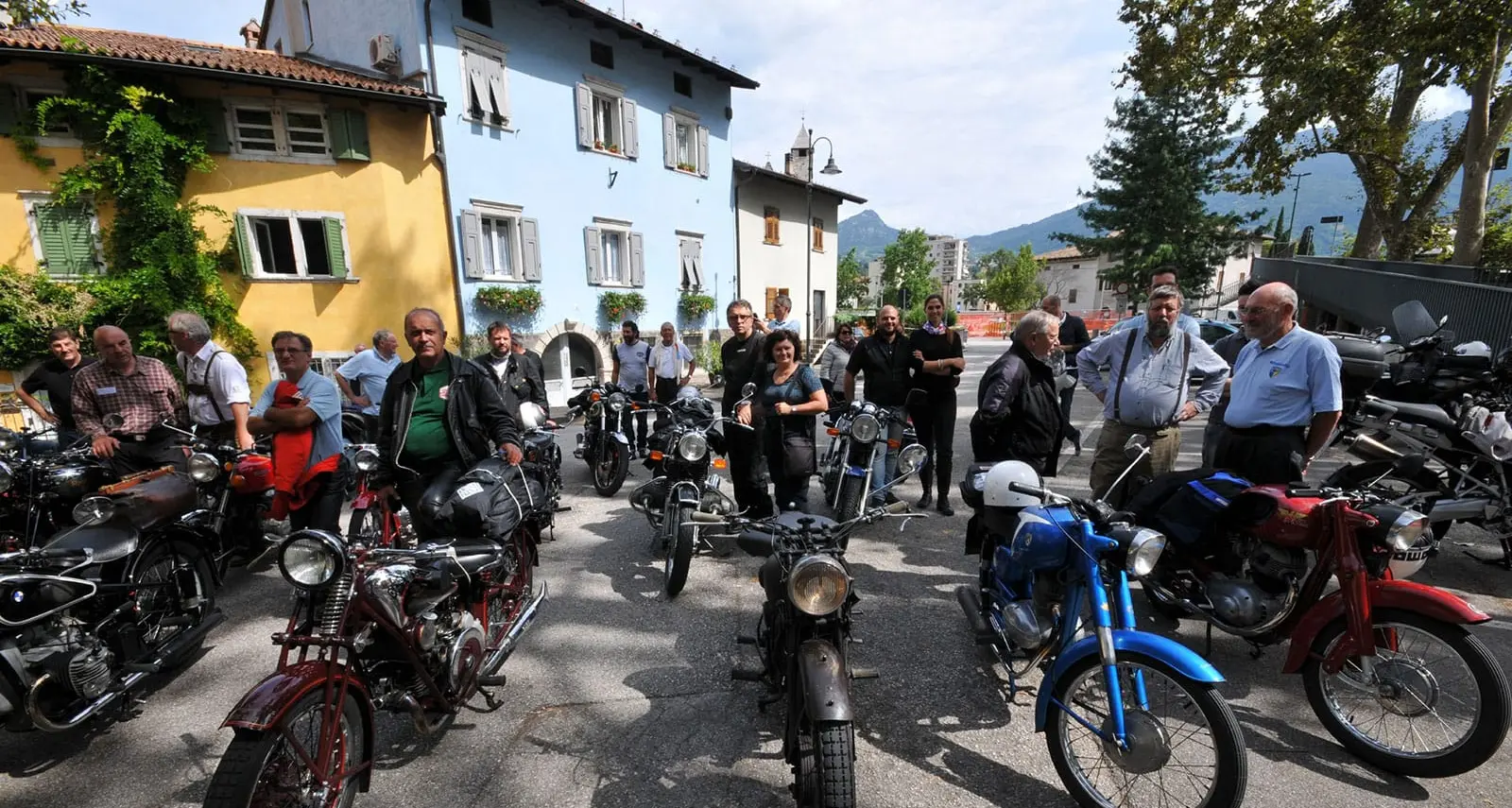 Scuderia Trentina Storica: sabato 2 settembre al via la 15a edizione della MotoDolomitica