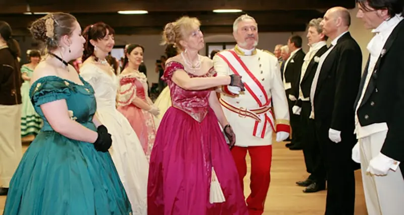 Trento, domenica ballo ottocentesco con visita guidata a Villa de Mersi