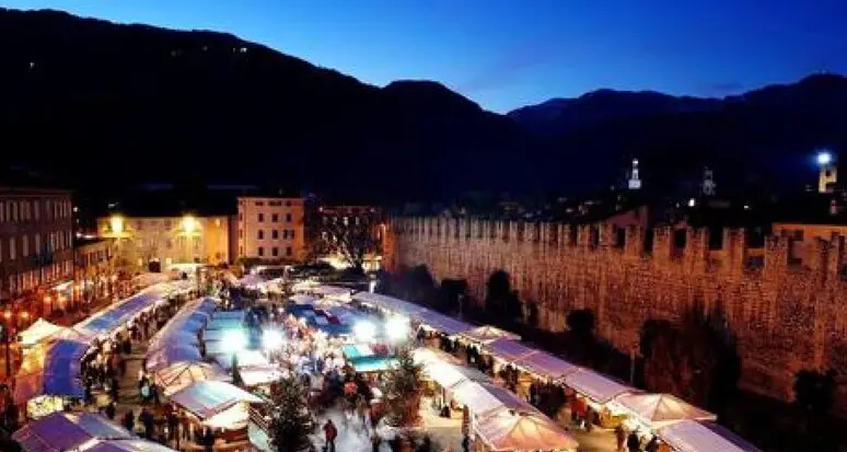 Trento Città del Natale 2023: “Filò al Falò”, nuovo appuntamento in piazza