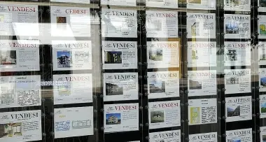 Riva: venti agenzie e nessun compratore