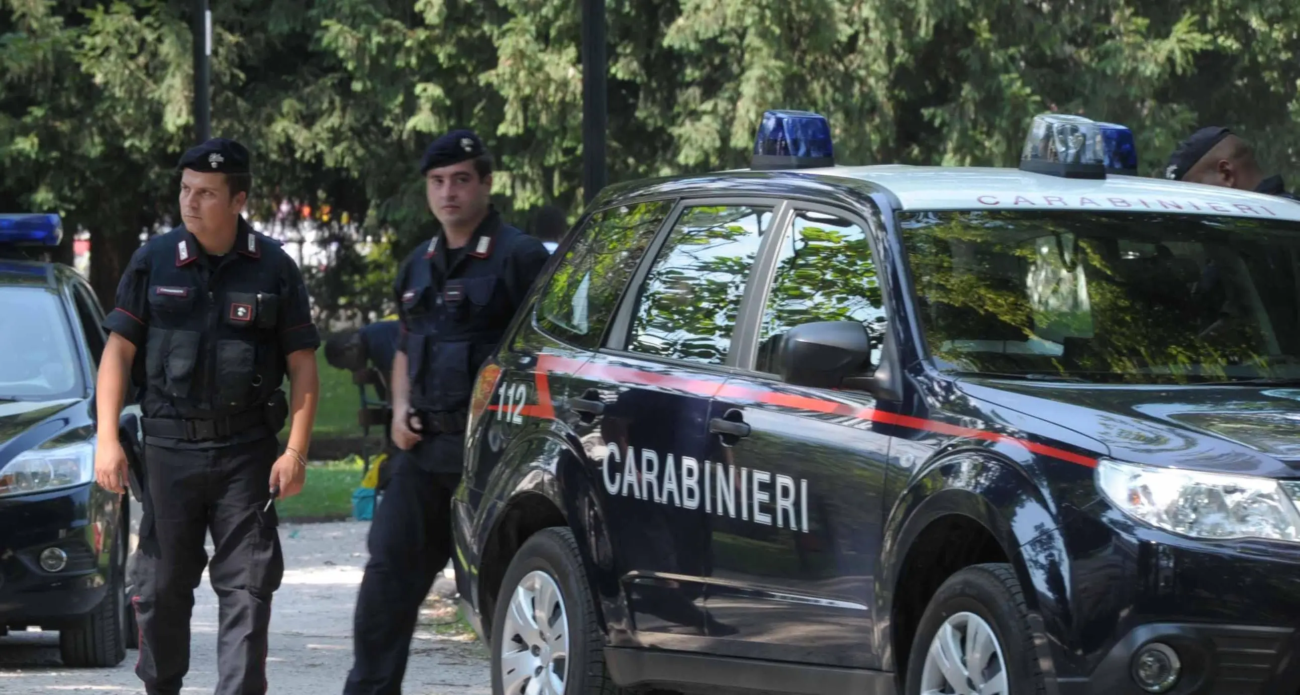 Identificate 90 persone in maxi blitz in Piazza Dante