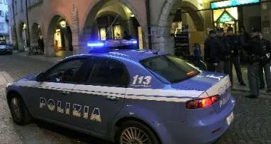 Furti di abiti firmati, sgominata banda italo-cilena