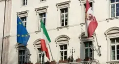 Comitati e nuclei, parte la sforbiciata