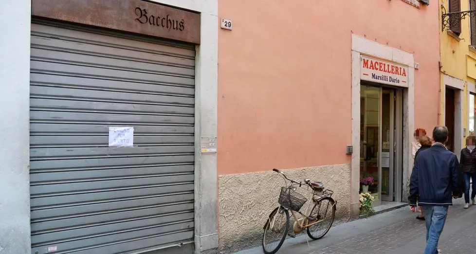 Furto al bar Bacchus Magro il bottino ma locale devastato