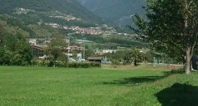 La Provincia finanzia il campo sintetico