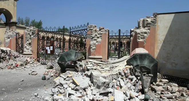 Terremoto, scatta la gara di solidarietà