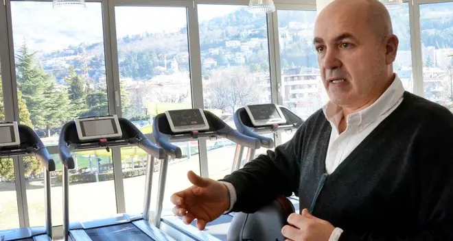 C’è la crisi: meglio i muscoli della pizza