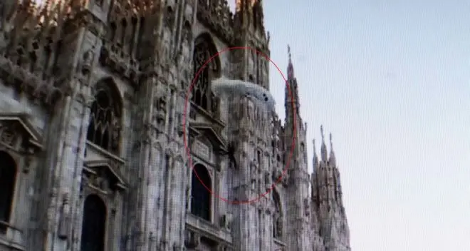 Di Palma, ecco il video del volo dal Duomo di Milano