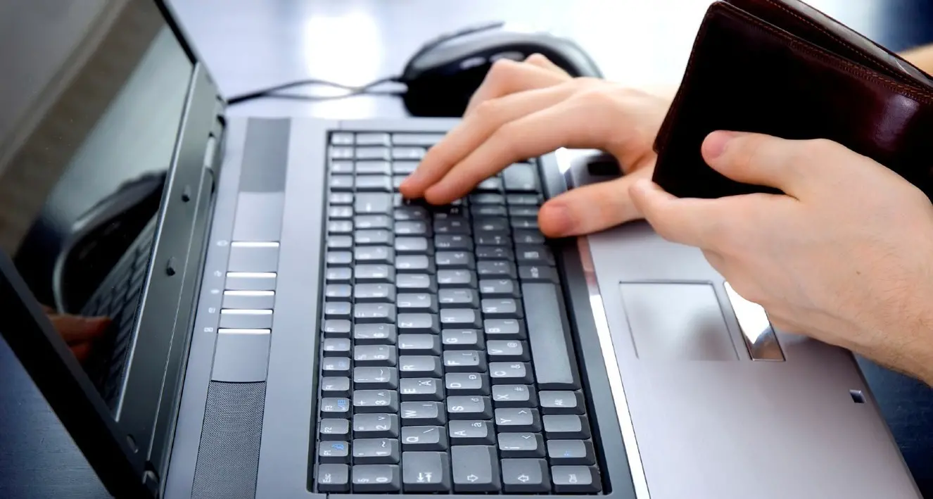 \"Alberghi: cercate online, ma prenotate direttamente l'hotel\"