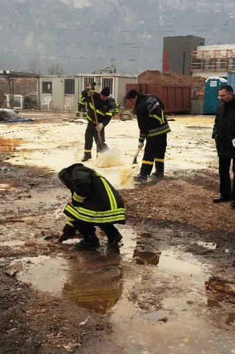 Furto di gasolio con inquinamento del rio
