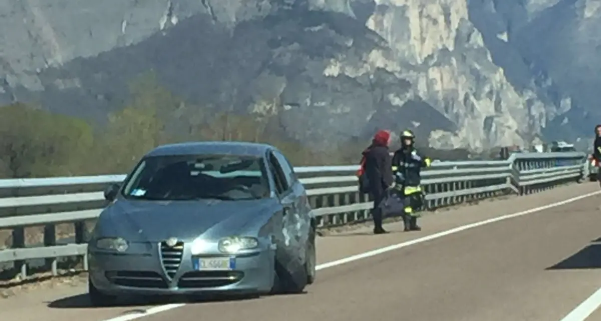 Scontro tra quattro auto a Lavis, un morto: coinvolta Caterina Dominici