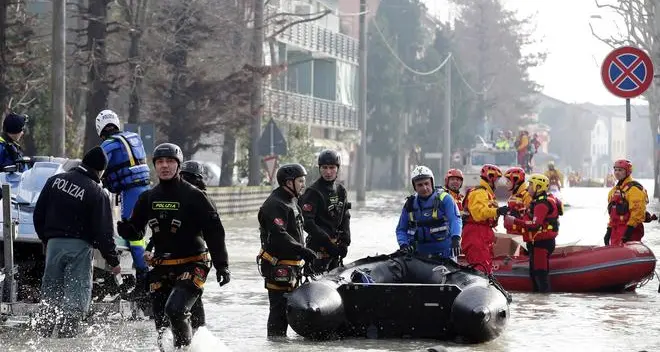 I volontari trentini partono per Modena