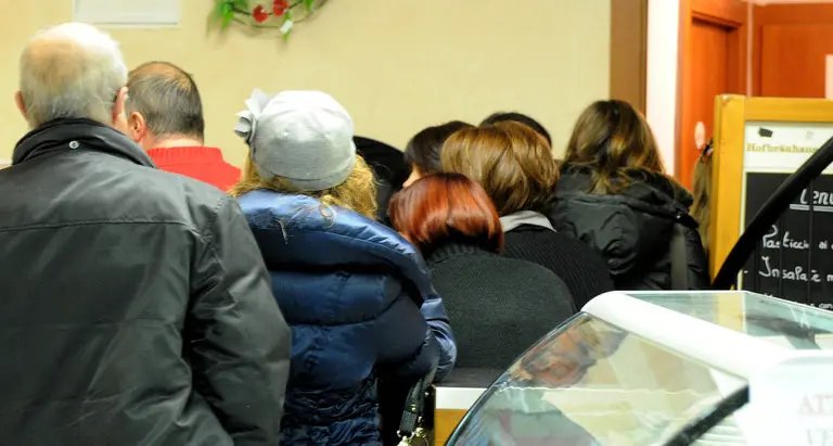Pipì negata a bimba di due anni La barista: «La fa solo se cliente»