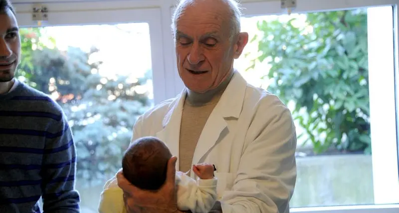 «San Camillo, folle chiudere ostetricia»