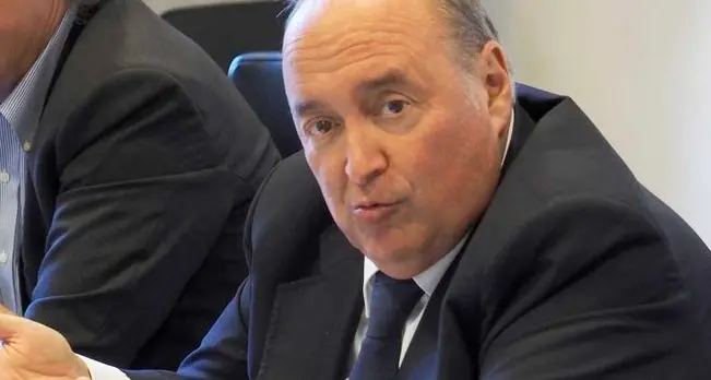 Camera di commercio salva ma senza compensi