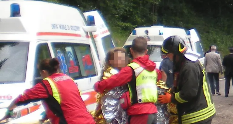 «Un botto tremendo, i ragazzi sono sotto choc»