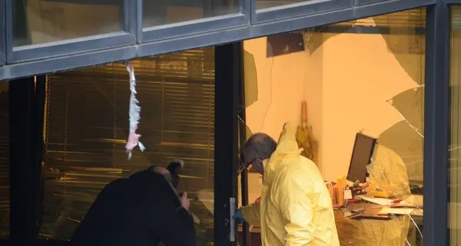 Attentato, gli anarchici «festeggiano»