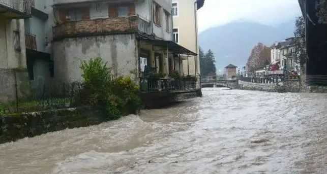 Borgo, barriere sui ponti contro le piene del Brenta