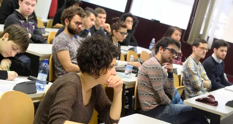 Università, calo di iscritti: addio all’ascensore sociale