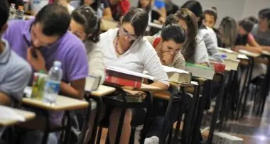 Pagelle, Bolzano abolisce i voti sotto il 4