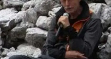 In 2500 incantati da Erri De Luca