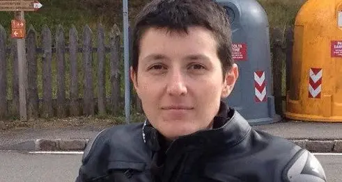 Sara, su Facebook la sua dichiarazione di guerra al cancro