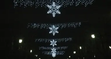 E' partita la sfida delle luminarie / SEGNALA