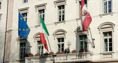 Provincia, contratti debiti per un miliardo di euro