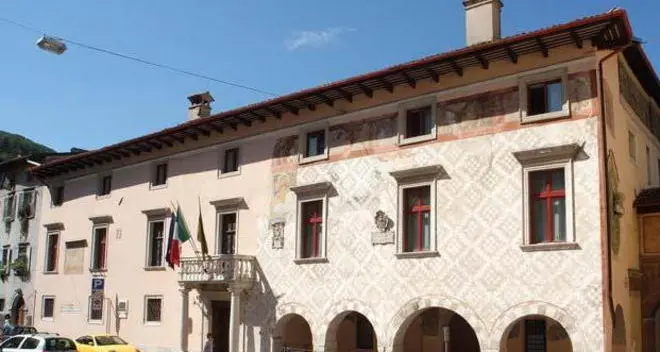 Dipendente comunale «fantasma»: sospesa