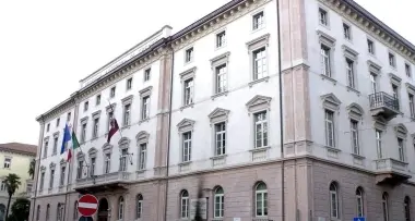 Pratiche in ritardo? La Provincia paga