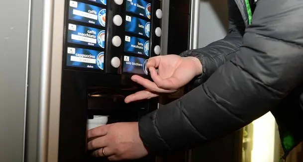 Caffè alle «macchinette», da gennaio si paga di più